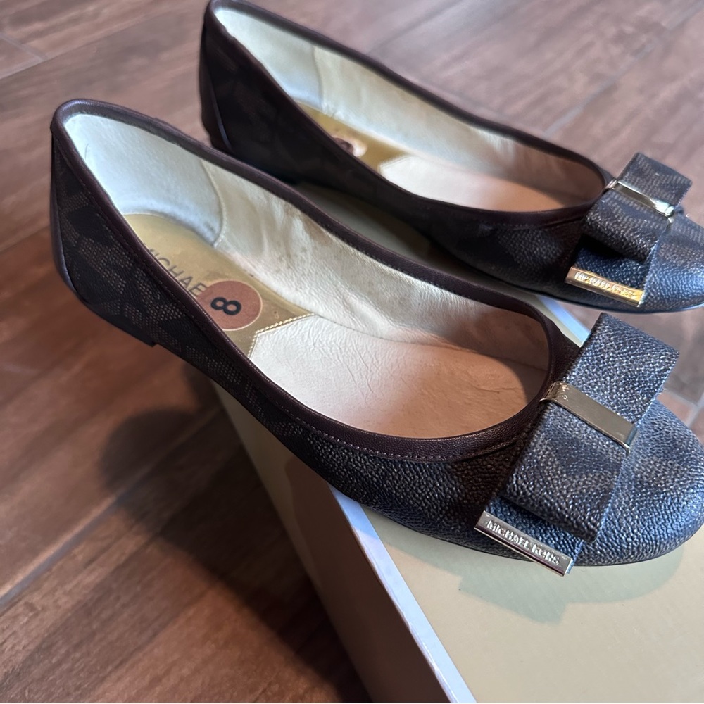 Michael Kors flat shoes